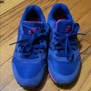 Nike MD runner 2 blue and pink